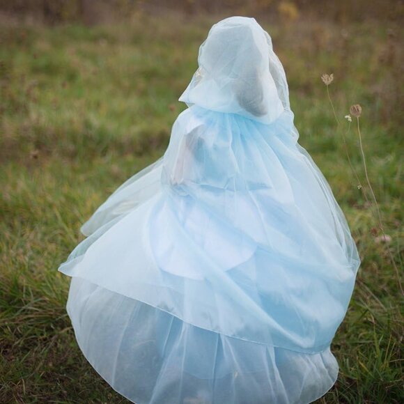 New w/Tag-Great Pretenders Blue Princess Mesh Cape Dress-Up Play - Picture 15 of 15